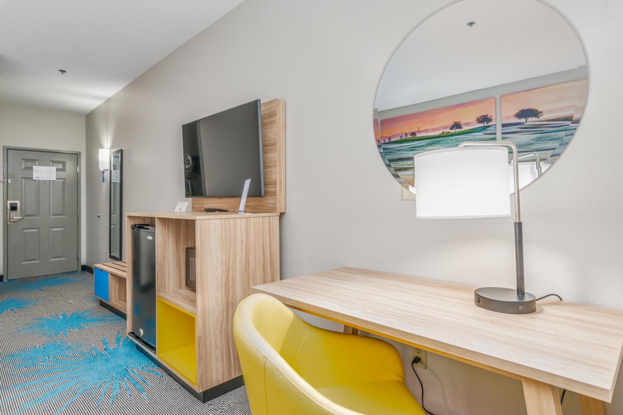 Days Inn & Suites By Wyndham Prattville-Montgomery Esterno foto
