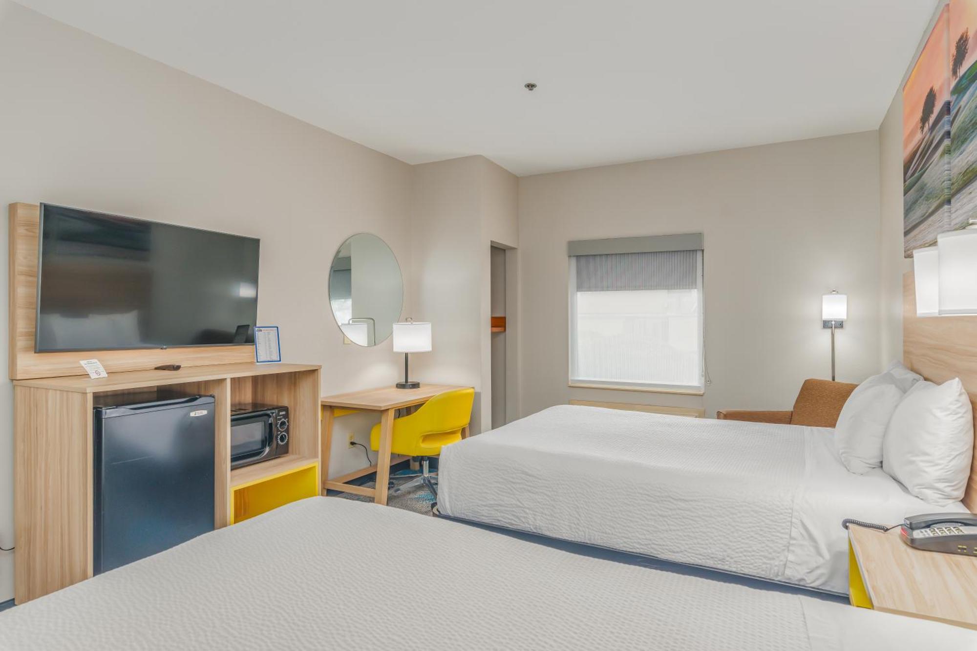 Days Inn & Suites By Wyndham Prattville-Montgomery Esterno foto