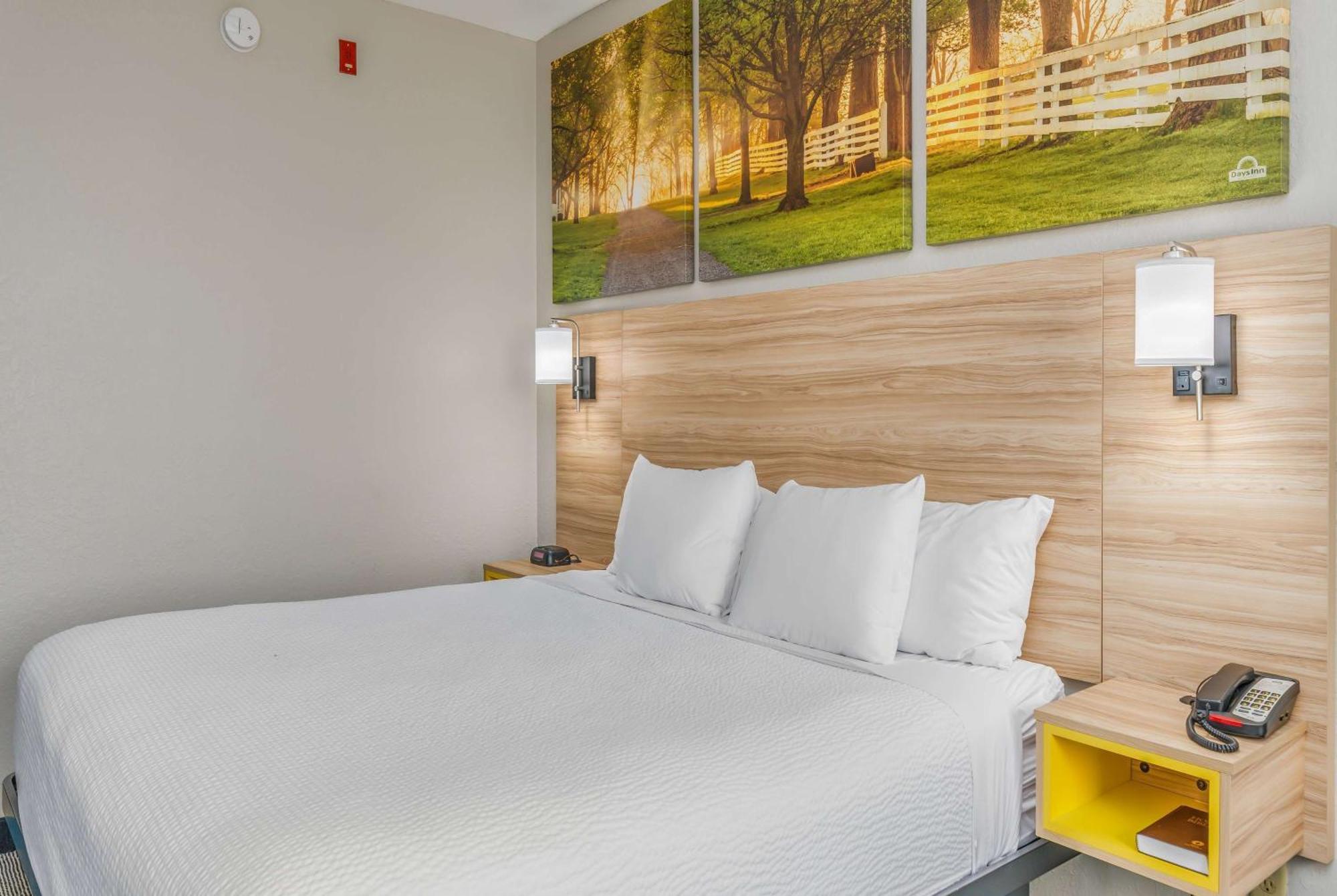 Days Inn & Suites By Wyndham Prattville-Montgomery Esterno foto