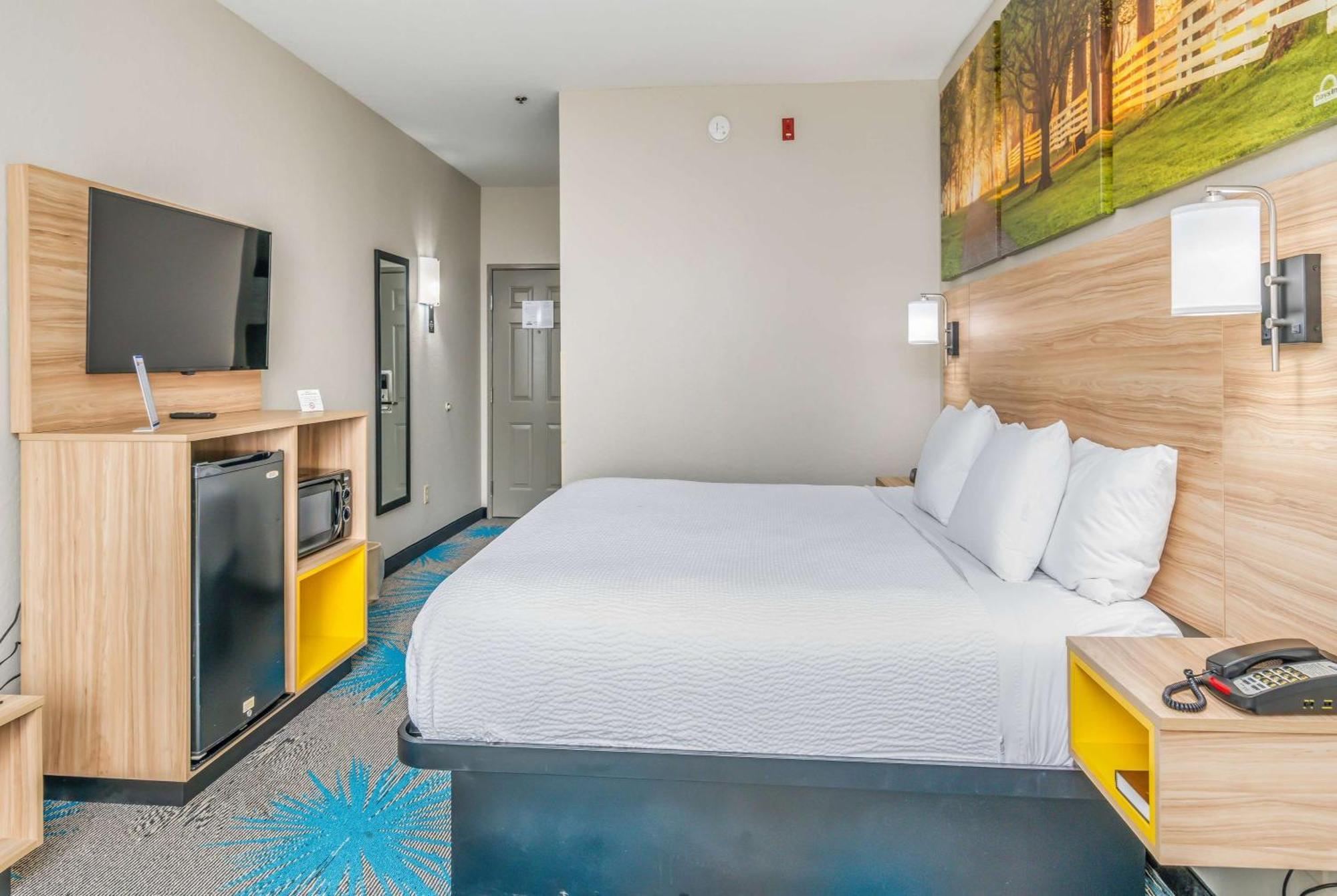 Days Inn & Suites By Wyndham Prattville-Montgomery Esterno foto